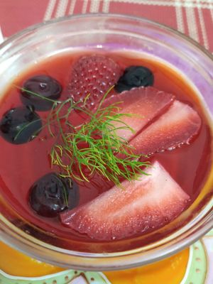 Gelatina vegana at El Celler de Triton in Sant Feliu De Guixols