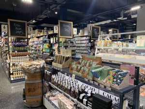 Shop at Oasis Bakery in Fairfield