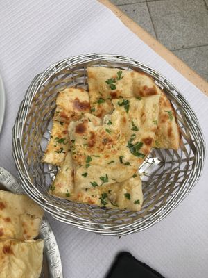 Naan with garlic at Bengal Tandoori in Lisbon