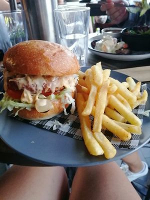 Chipotle cheese burger at The Kent Hotel in Hamilton