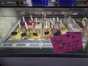 Prima Auswahl at Gelateria Brivido in Rome