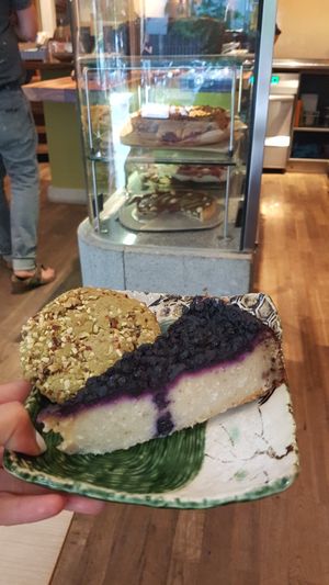 Cake counter at Tushita in Munich