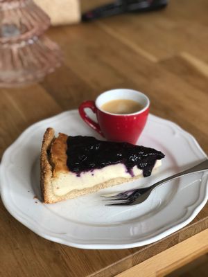 Blueberry cheesecske  at Tushita in Munich