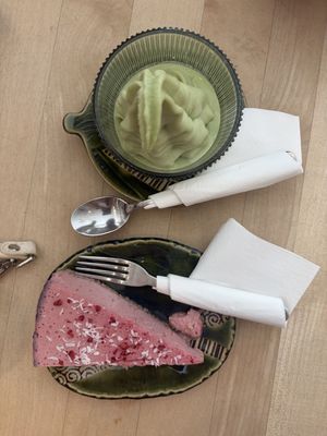 ice cream and cheese cake  at Tushita in Munich