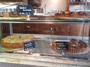Cakes at Tushita in Munich