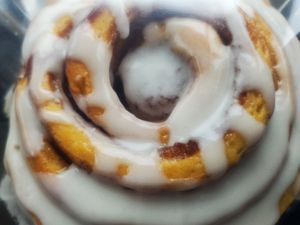 Delicious cinnamon rolls for dessert at 24 Karrots Cafe in Kilgore