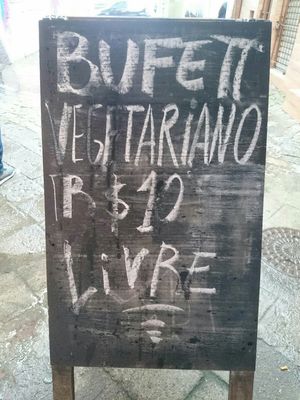 Buffet livre vegano por R$10 at Mandarina in Florianopolis