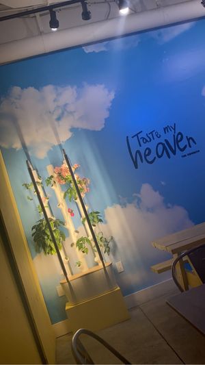 Such cute vibes and beautiful flowers in the dining area 🌸   at The Cocinita in Miami