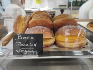Bolas de Berlim Vegan at Padaria São Mamede in Matosinhos