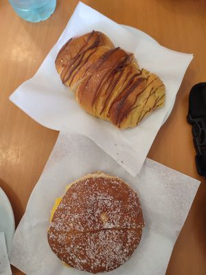 Vegan chocolate croissant and bola de Berlim, we got loads more but I forgot to take a photo at Padaria São Mamede in Matosinhos