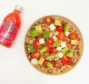 Ensalada personalizada y Kombucha de frutos rojos at Salad Planet in Valencia