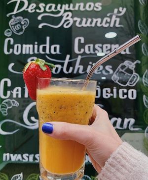 Zumito tropical   at Salad Planet in Valencia