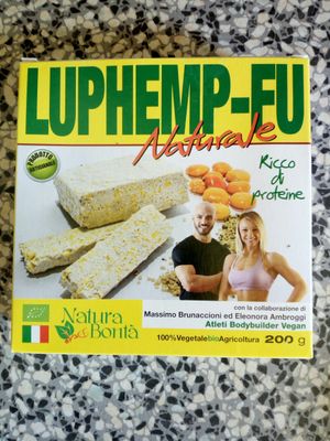 Lupini and hemp tofu at Natura & Bontà in Ravenna