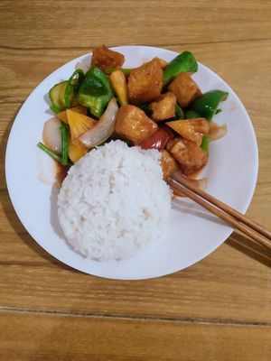 Tofu in sweet and sour sauce at Hoa Sen in Phan Thiet