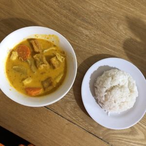 Vegetable curry with tofu  at Hoa Sen in Phan Thiet
