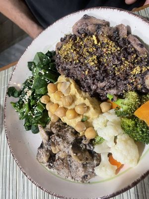 Shiva bowl ,vegan! at Veggies in Tirana