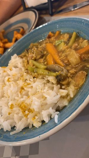 I can just recommend the curry !  at Veggies in Tirana