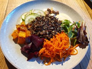 A salad bowl at Balifornia in Moscow