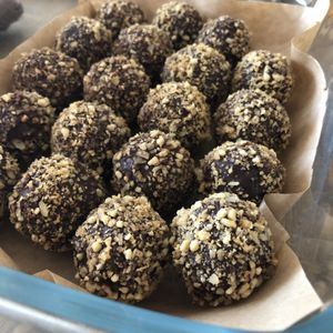 Bombs  at Balifornia in Moscow