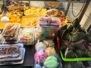 Dumplings and kuih at Taste of Vegetarian in East Singapore
