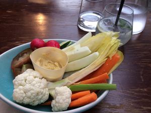 Raw vegetable salad with hummus at NattyFood in Carcassonne