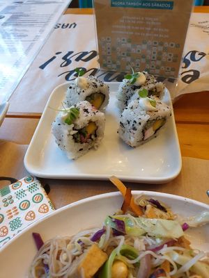 California rolls without mango at Yasai Natural Sushi in Rio De Janeiro