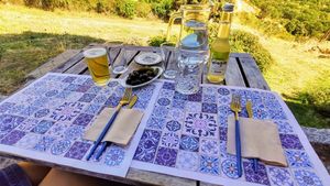 Aperitivo at Cote Cafe in Zarzalejo