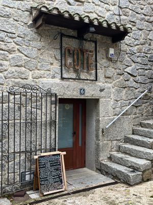   at Cote Cafe in Zarzalejo