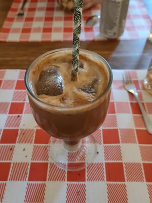  at Cote Cafe in Zarzalejo