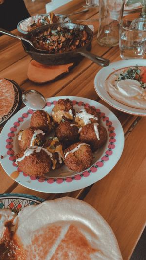   at Mr and Mrs Humus in Bonn