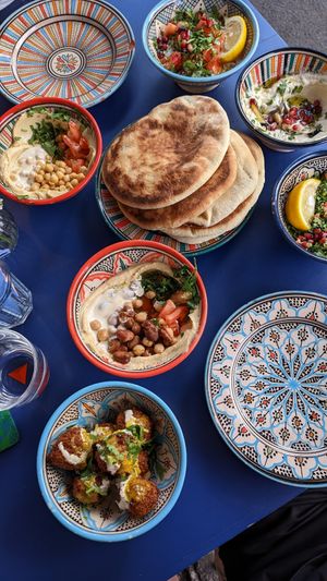 Vegan mezze for two at Mr and Mrs Humus in Bonn