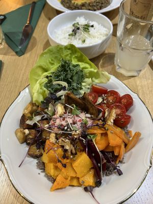 Bol Automnal  at VG restaurant- Epicerie Bio in Martigny