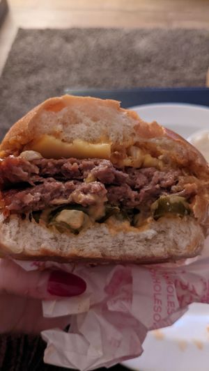 Damn, that's a tasty burger! Look how juicy!  #Veganuary at Wholesome Junkies in Manchester