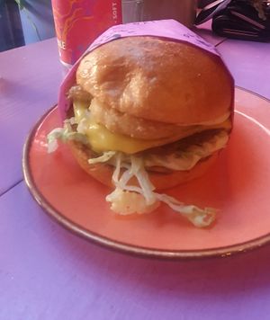 TRUFFLE BURGER
- MELTED CHEESE, ONION RING, CARAMELISED ONION JAM, LETTUCE, TRUFFLE MAYO, BEEF PATTY, BRIOCHE at Wholesome Junkies in Manchester