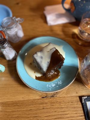 If having desserts this Sticky Toffee Pudding with Custard was the bomb😋!!!!  at Wholesome Junkies in Manchester