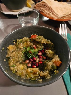 Baba Ghanoush as apetizer at Le Daily Syrien Veggie in Paris