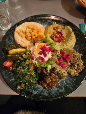 Vegan Plate at Le Daily Syrien Veggie in Paris