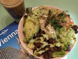 Beach body booster 🥗 at The Lala in Vienna