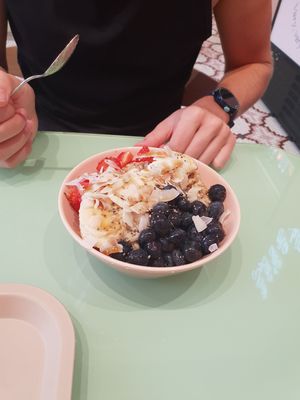 Porridge at The Lala in Vienna