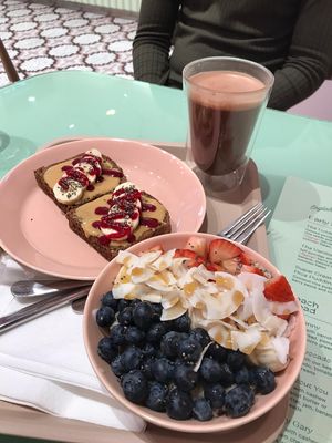 Breakfast  at The Lala in Vienna