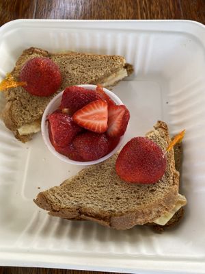 My favorite since 1975! Banana & PB❤️ at The Stand Natural Foods in Laguna Beach