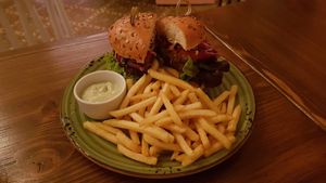 Vegan burger at Orenda in Beirut