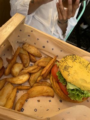 spicy cecio at Flower Burger in Bologna