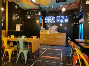 Bella sala at Flower Burger in Bologna