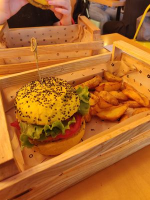 Funky Cecio menù at Flower Burger in Bologna