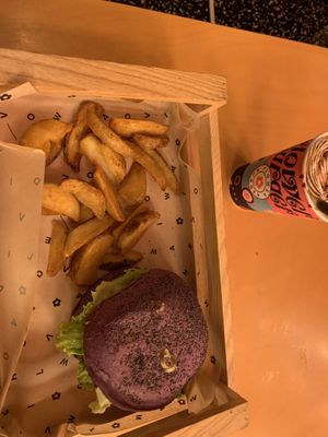 Purple cheesy  at Flower Burger in Bologna