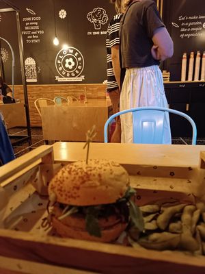 Special Monthly burger design by Cucina Botanica at Flower Burger in Bologna