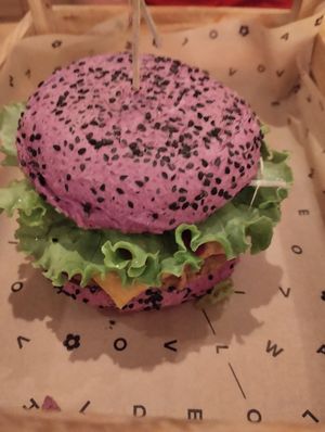 Think pink at Flower Burger in Bologna