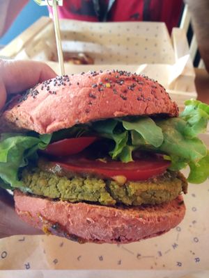 Mamma Mia burger at Flower Burger in Bologna