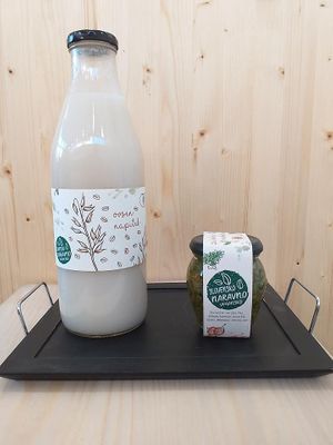 Oat milk. Photo by: Zelena japka on Facebook at Zelena Japka in Maribor